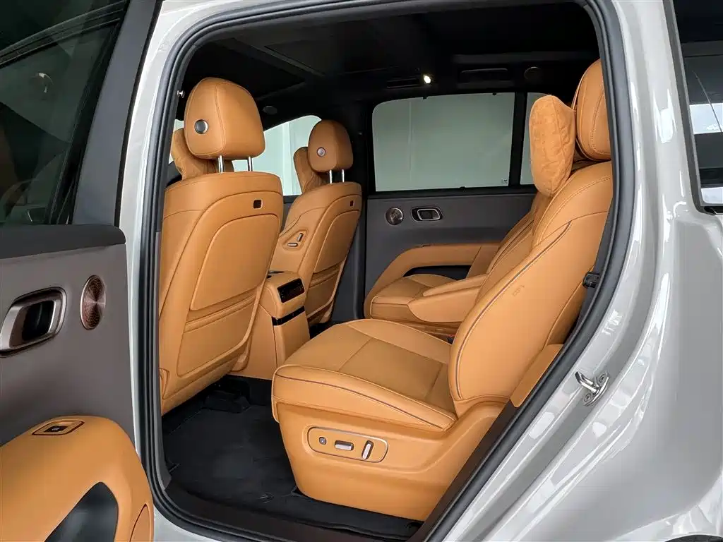 Li Auto Li i8 2025 2025 Standard Edition
