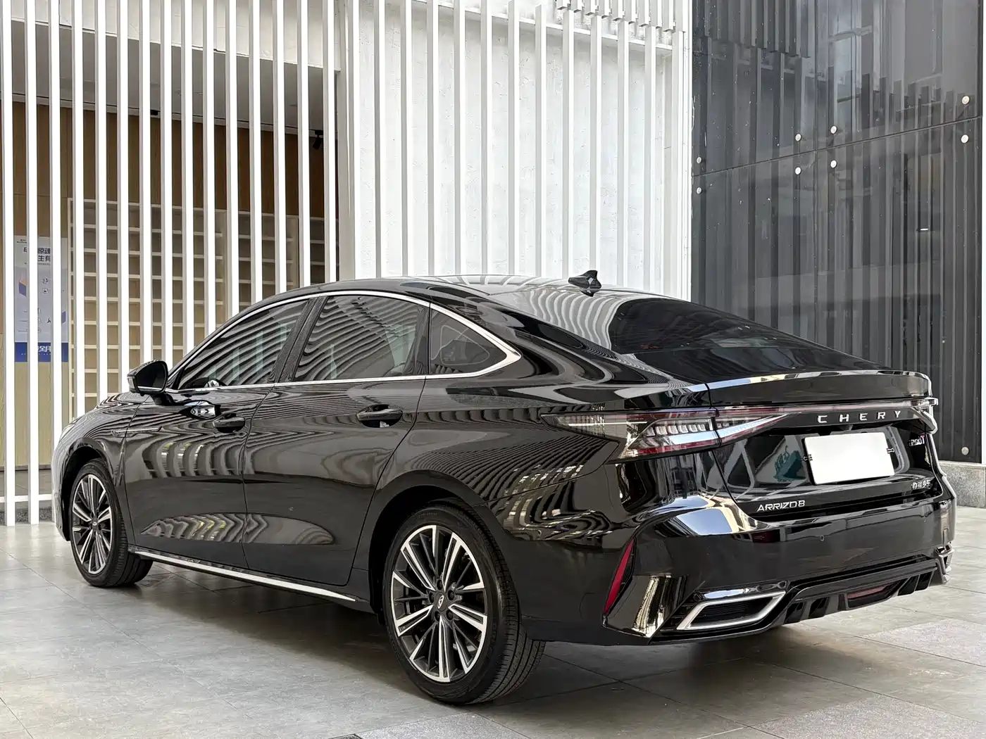 CHERY ARRIZO 8