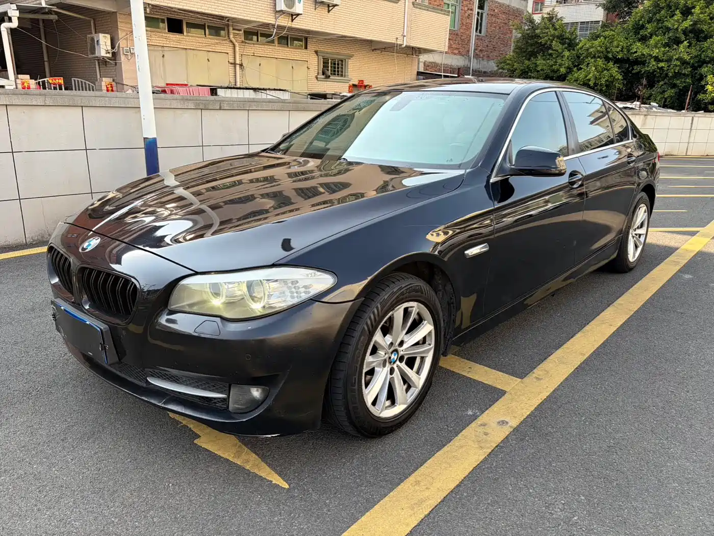 BMW 5 Series 2012 523Li Luxury