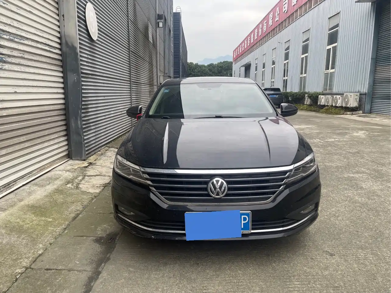 Volkswagen Lavida 2019 1.5L Automatic Comfort Edition China VI фото 2