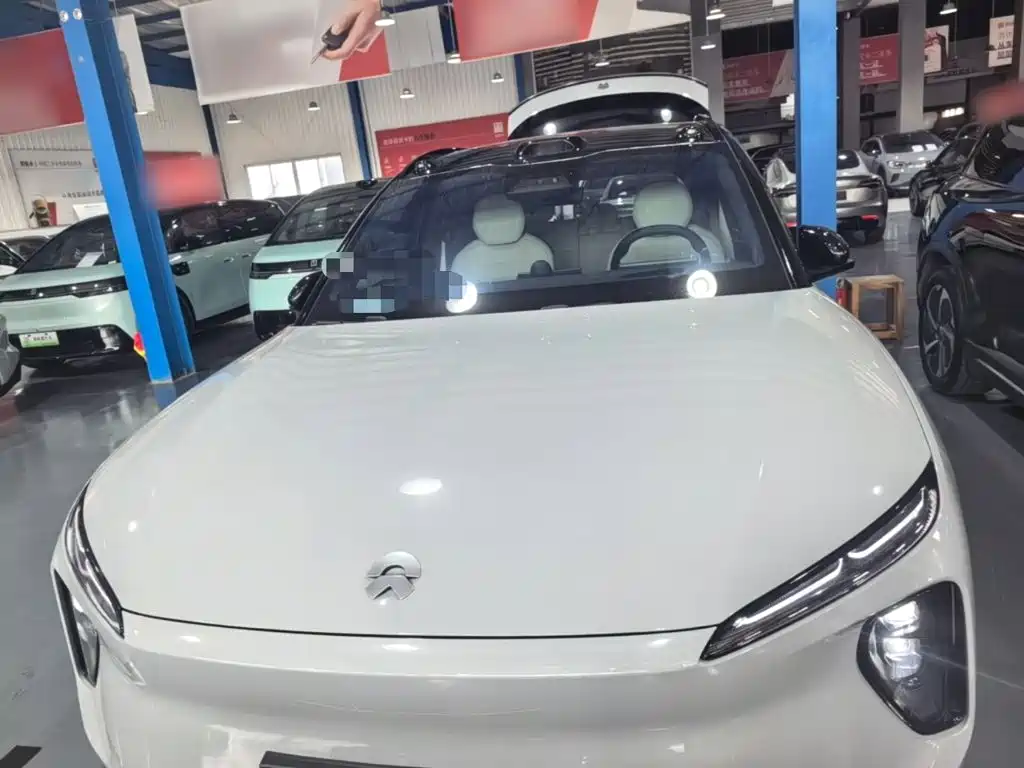 Фото 20 - NIO ES6