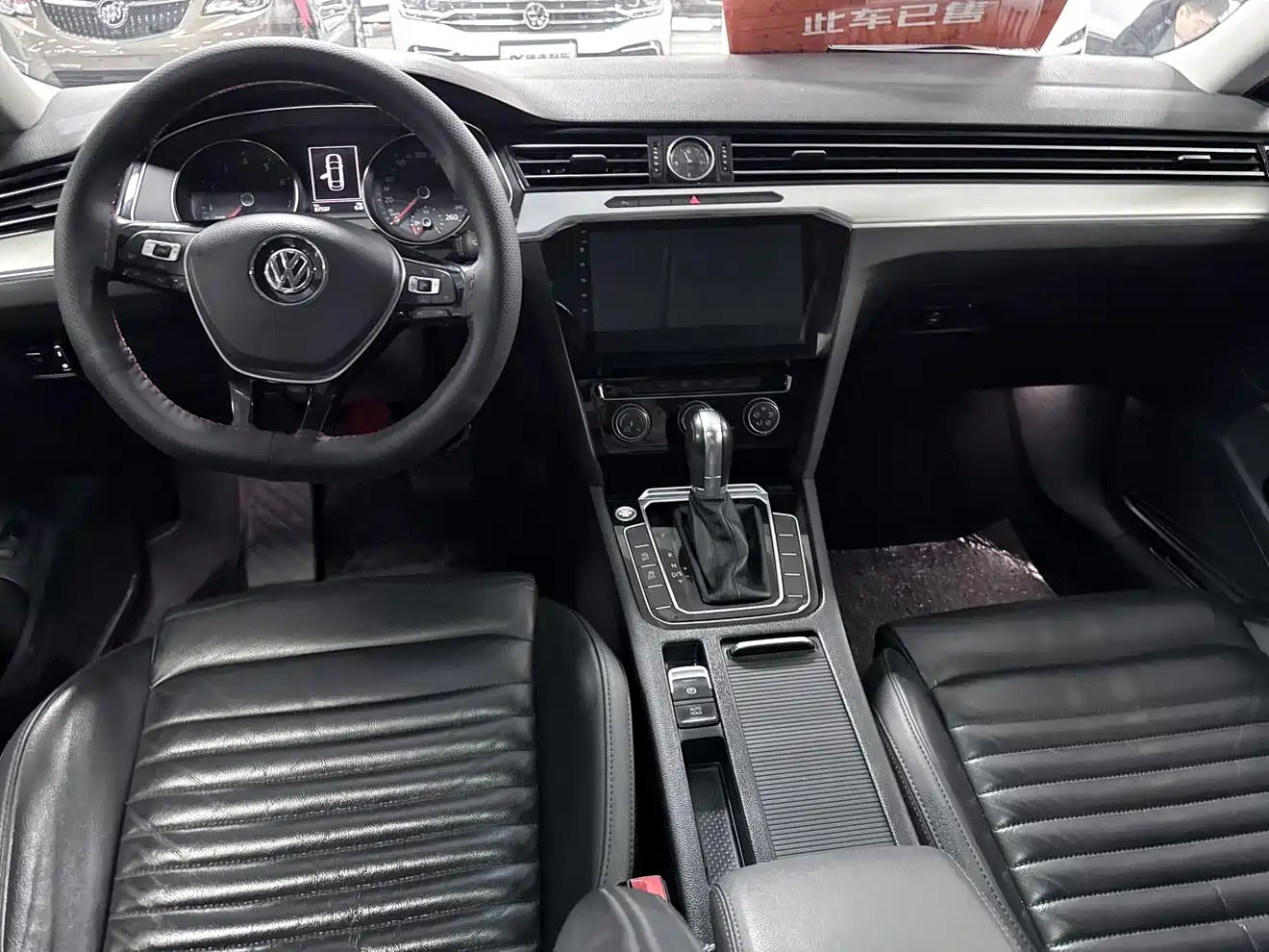 Volkswagen Magotan 2018 330TSI DSG Leading фото 13