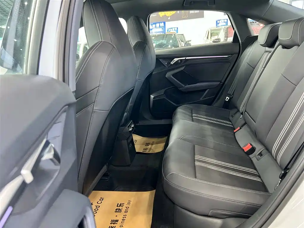Audi A3 2024 Model A3L Limousine 35 TFSI Fashion Sport фото 16