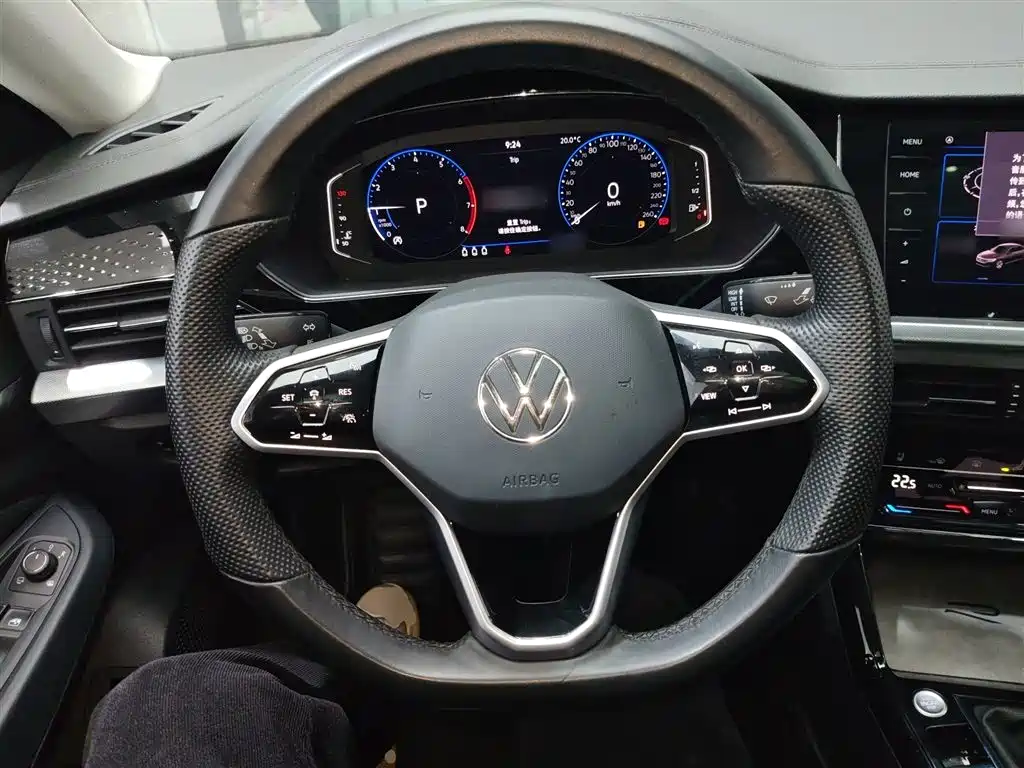 Volkswagen Passat 2023 Facelift 330TSI Starlight Luxury Edition фото 7