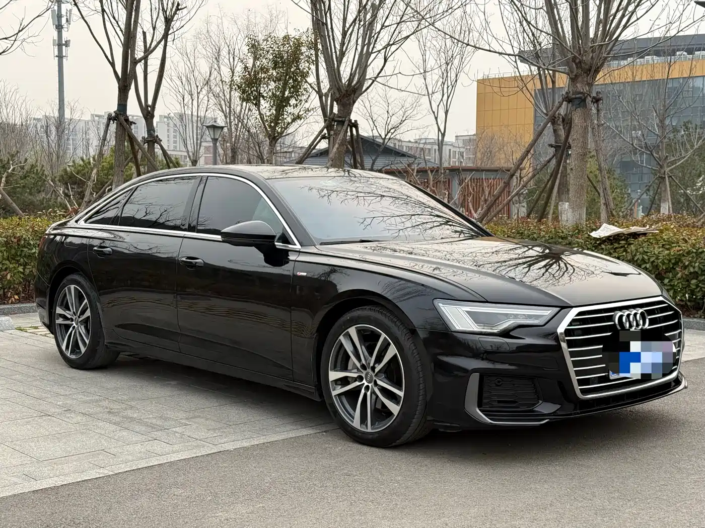 Audi A6L 2021 40 TFSI Luxury Sport фото 3