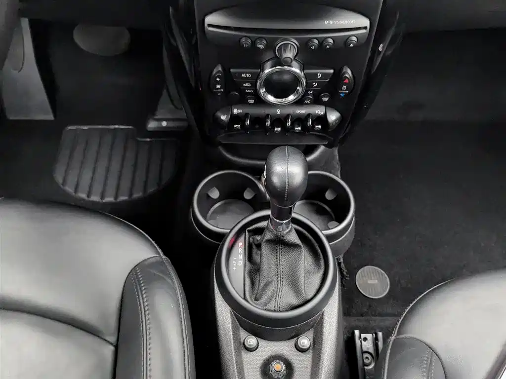 MINI COUNTRYMAN 2011 1.6L COOPER Excitement фото 13