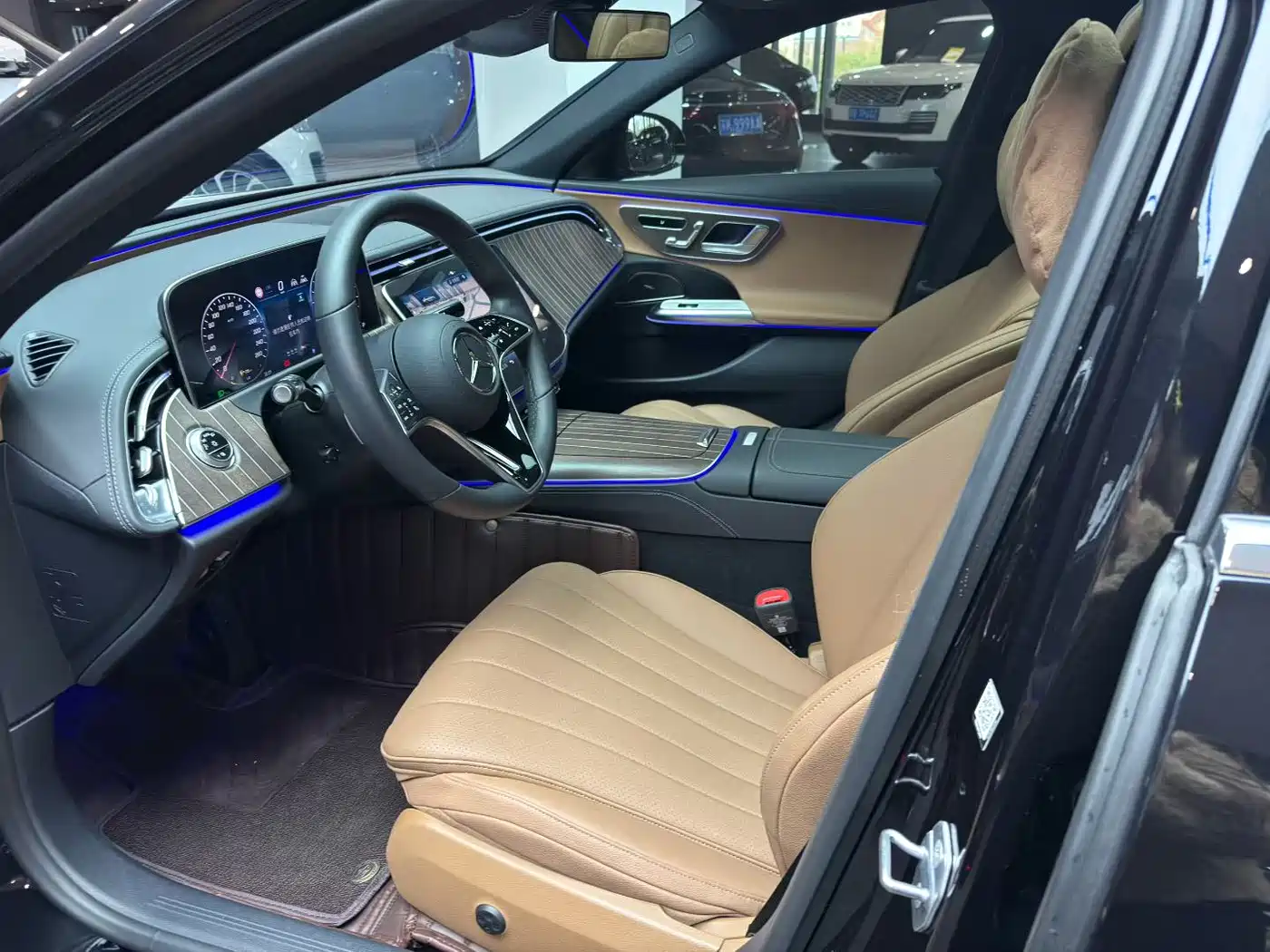 Mercedes-Benz E-Class 2024 E 300 L Fashion фото 6