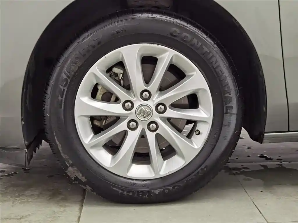 Buick GL8 2018 ES 28T Comfort Type China VI фото 17