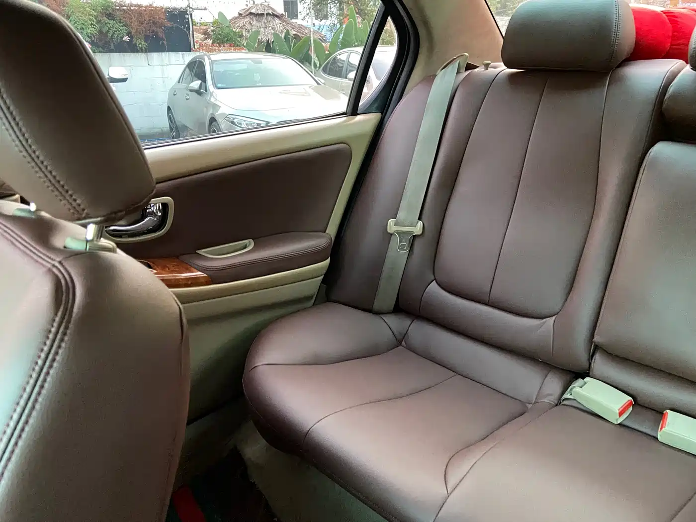 Nissan Cefiro 2004 3.0 фото 30