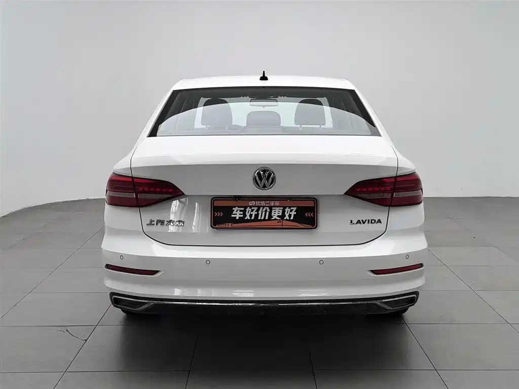 Volkswagen Lavida 2019 1.5L Manual Comfort Edition China VI фото 4
