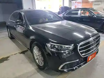 Mercedes-Benz S