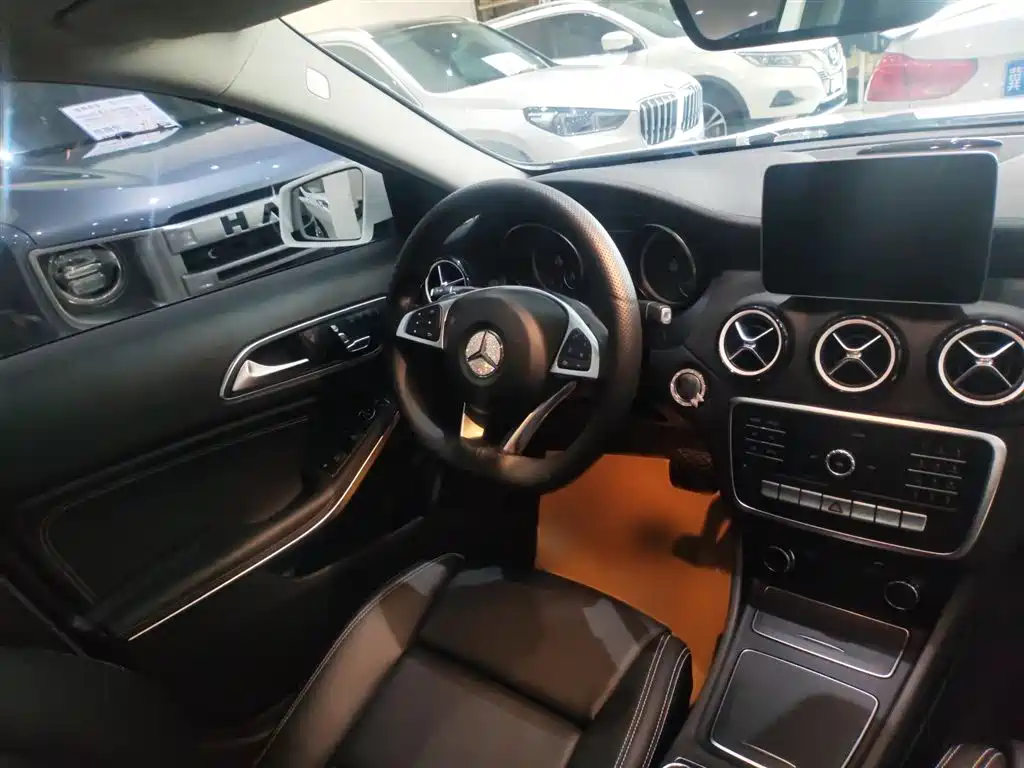 Mercedes-Benz GLA 2019 GLA 200 Fashion фото 9