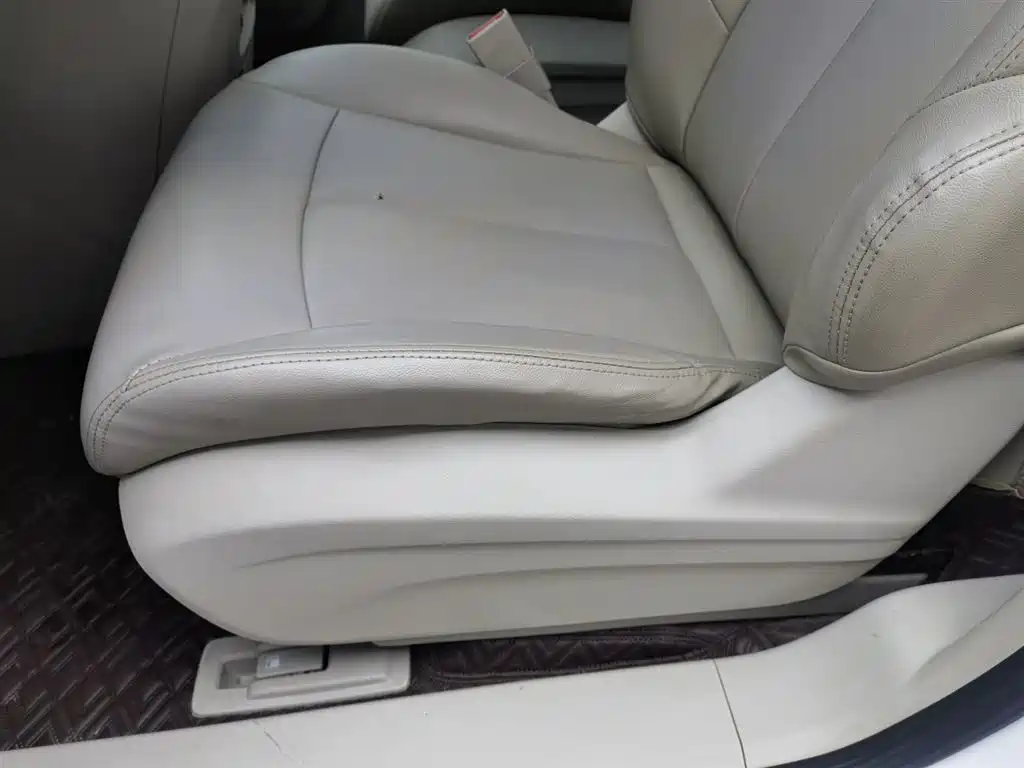 Buick GL8 2021 Land Business Class 652T Comfort фото 20