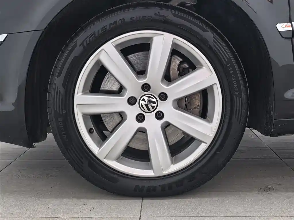 Volkswagen Phaeton 2012 3.0L Executive фото 17
