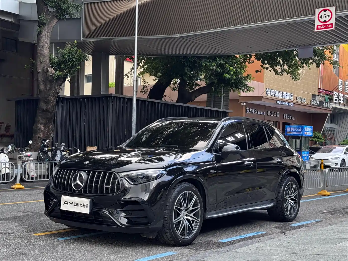 Mercedes-Benz GLC AMG 2024 AMG GLC 43 4MATIC