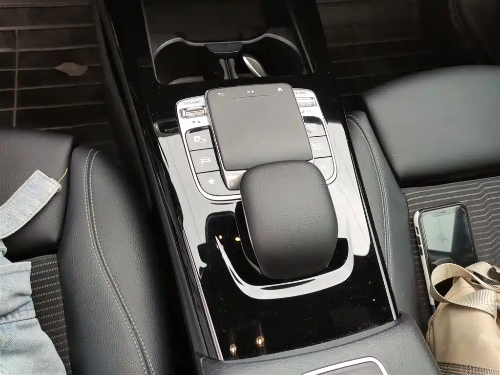 Mercedes-Benz A-Class (Import) 2019 A 200 Dynamic Version фото 21