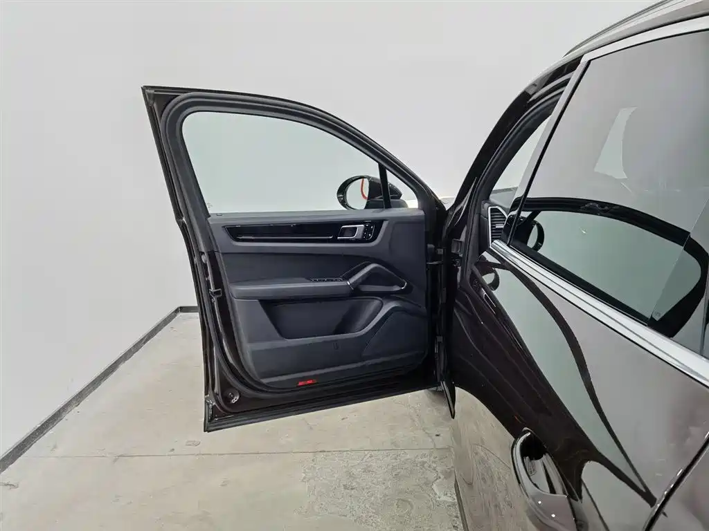 Porsche Cayenne 2019 Cayenne 3.0T фото 8