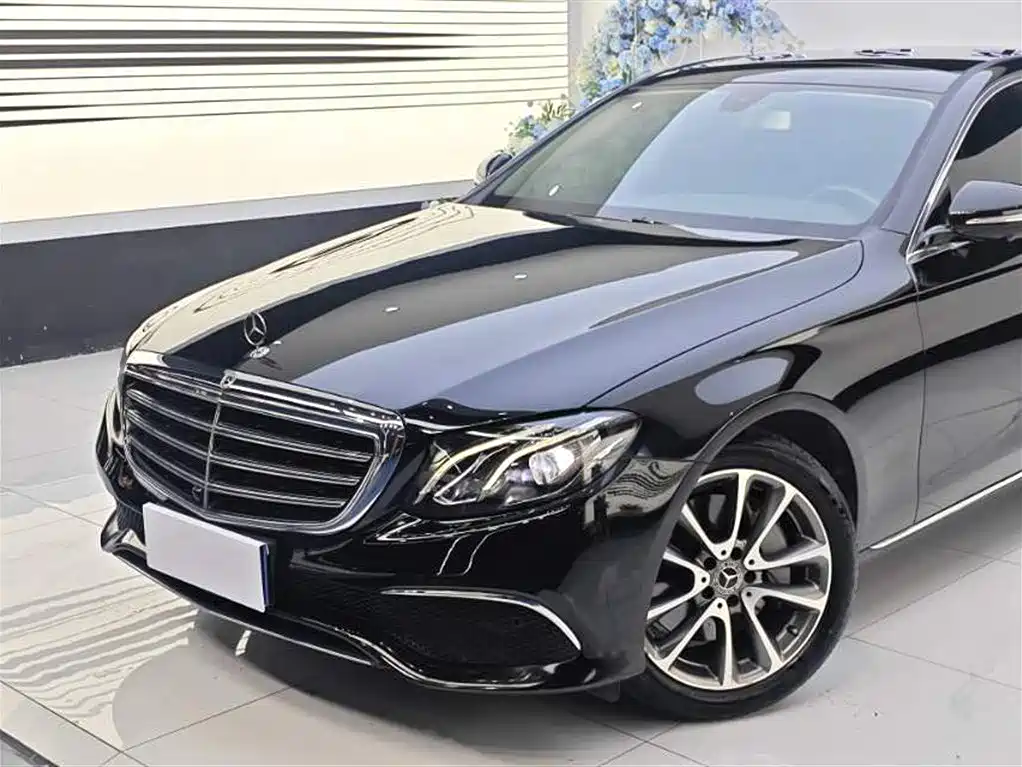 Mercedes-Benz E-Class 2018 E 300 L Luxury фото 11