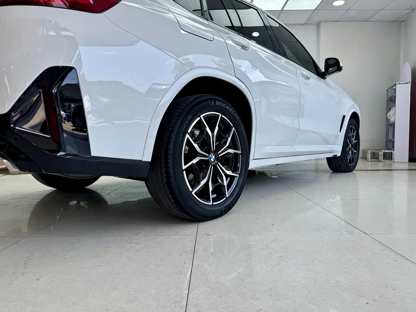 BMW X4 2022 xDrive 25i M Sport Package фото 23