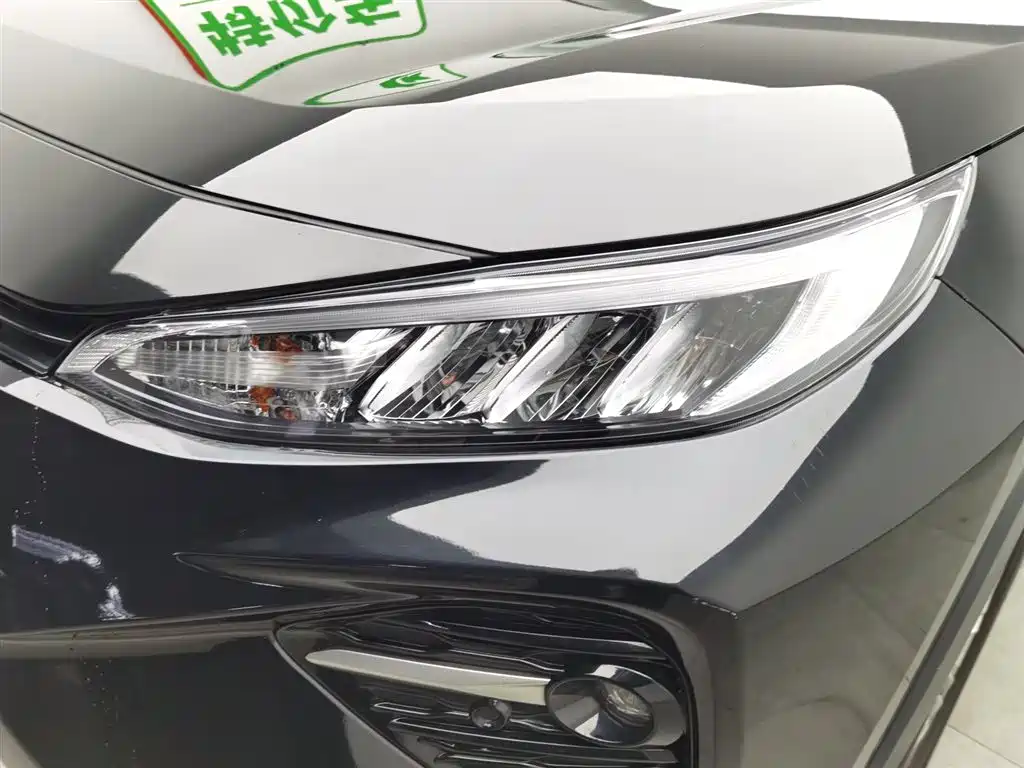 Toyota Wildlander 2022 2.0L CVT FWD Luxury Edition фото 7