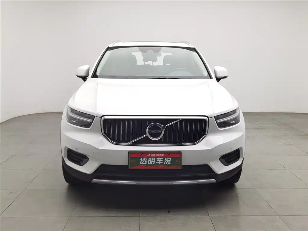 Volvo XC40 2020 T3 Smart Fashion Edition фото 3