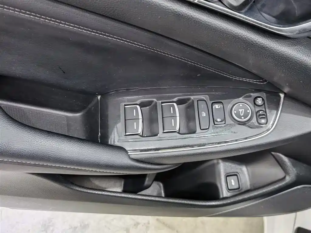 Honda Accord 2022 260TURBO Luxury Edition фото 9