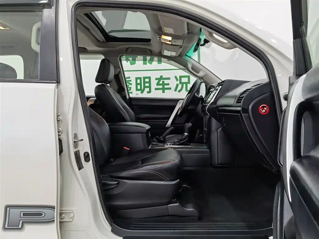 Toyota Prado 2018 3.5L Auto SX фото 23