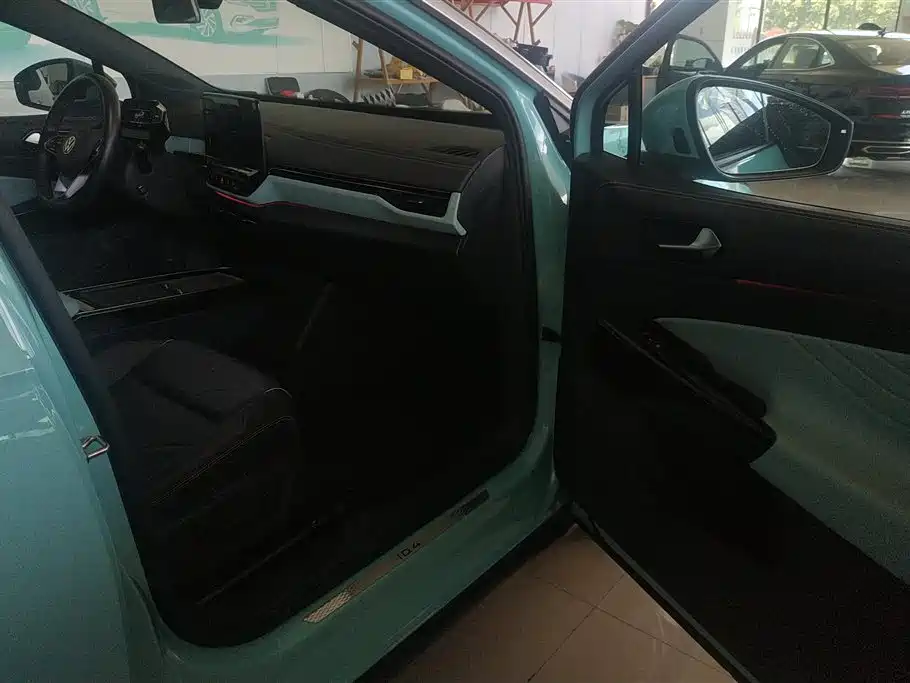 Volkswagen ID.4 X 2023 Ultimate Smart Long Range Edition фото 8