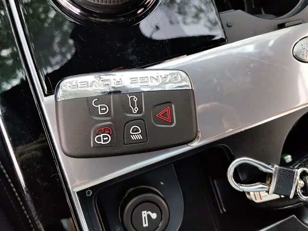 Land Rover Range Rover Velar 2020 P250 R-DYNAMIC S фото 15