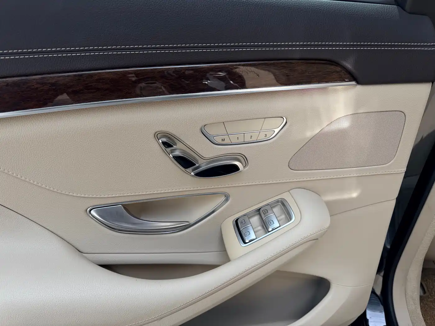 Mercedes-Benz S-Class 2017 S 320 L Business фото 14
