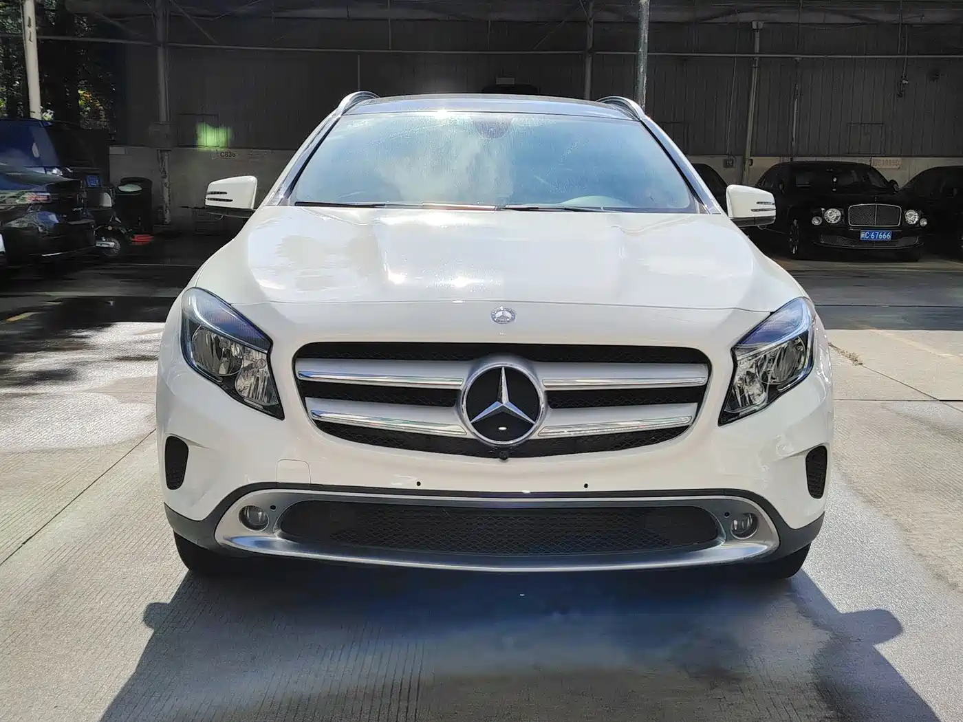 Mercedes-Benz GLA 2015 GLA 200 Dynamic фото 2
