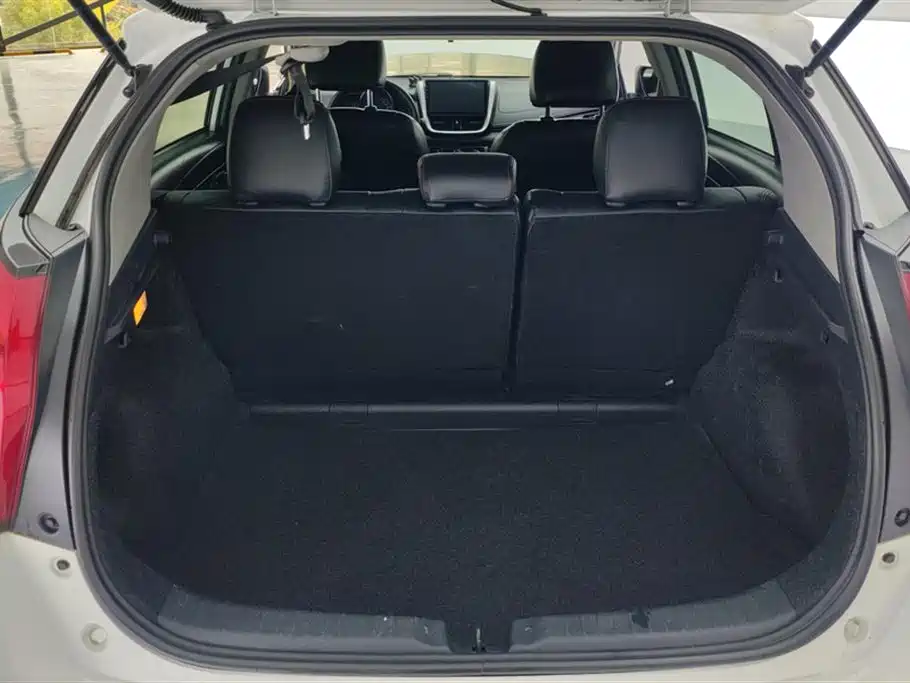 Toyota YARiS L Zhi Xuan 2016 Facelift 1.5E CVT Charming Edition фото 4