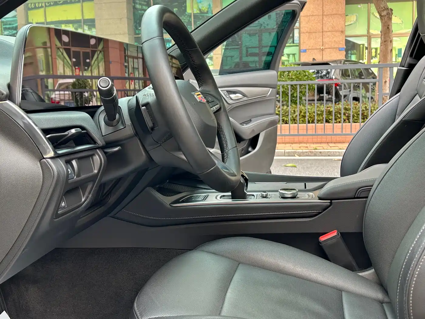 Cadillac CT5 2024 28T Luxury Model Pro фото 10
