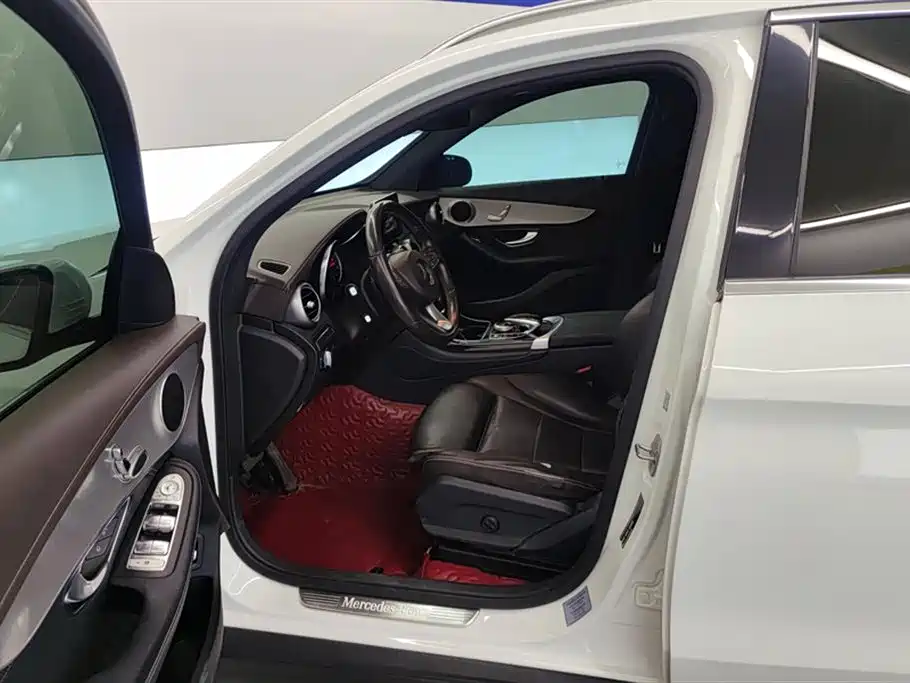 Mercedes-Benz GLC 2019 Model GLC 200 L 4MATIC фото 9