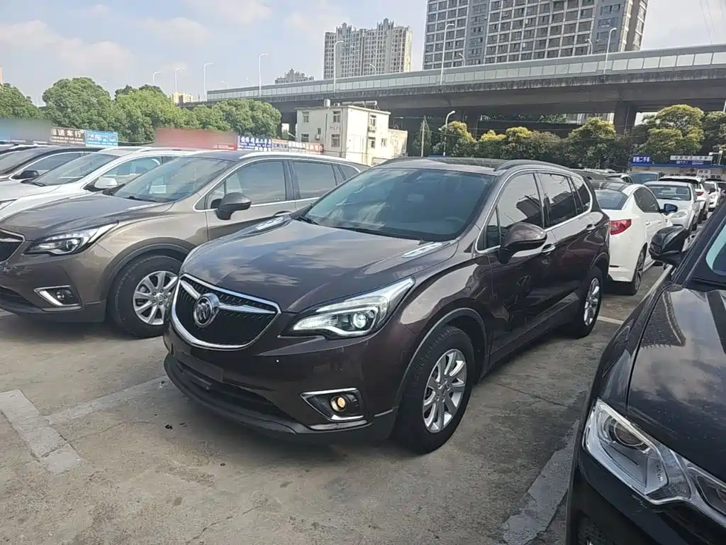 Фото 1 - Buick Envision Plus