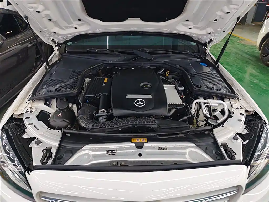 Mercedes-Benz C-Class 2018 C 200 L Sport Edition фото 20