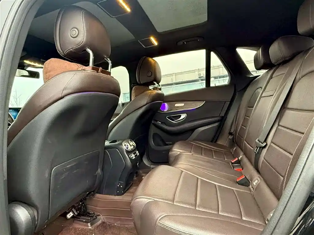 Mercedes-Benz GLC 2022 Facelift GLC 260 L 4MATIC Luxury Model фото 21