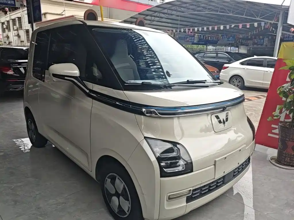 Wuling Motors Wuling Air ev 2023 2023 4-Seat Advanced Edition