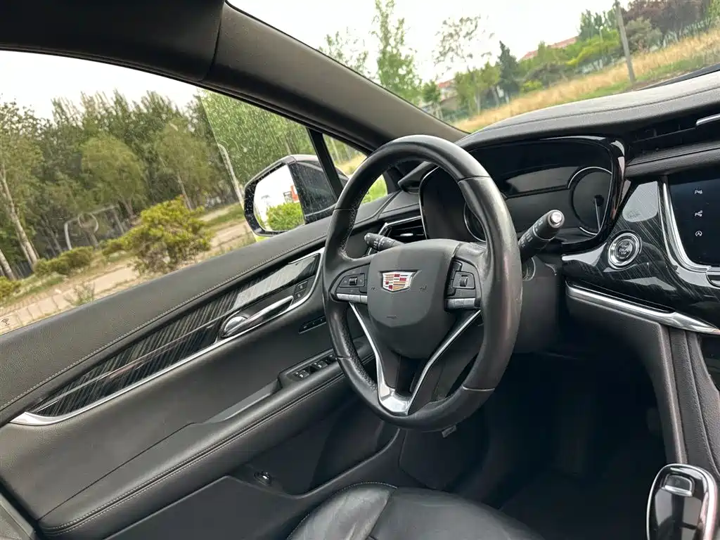 Cadillac XT6 2020 28T 6-Seater 4WD Luxury Model фото 20