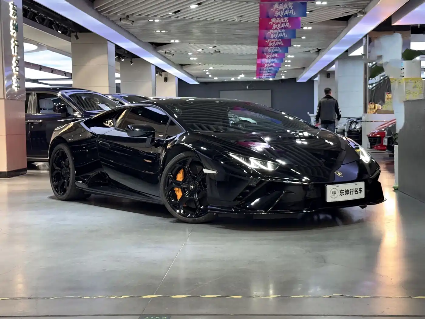Lamborghini Huracán 2020 Huracán EVO RWD фото 3