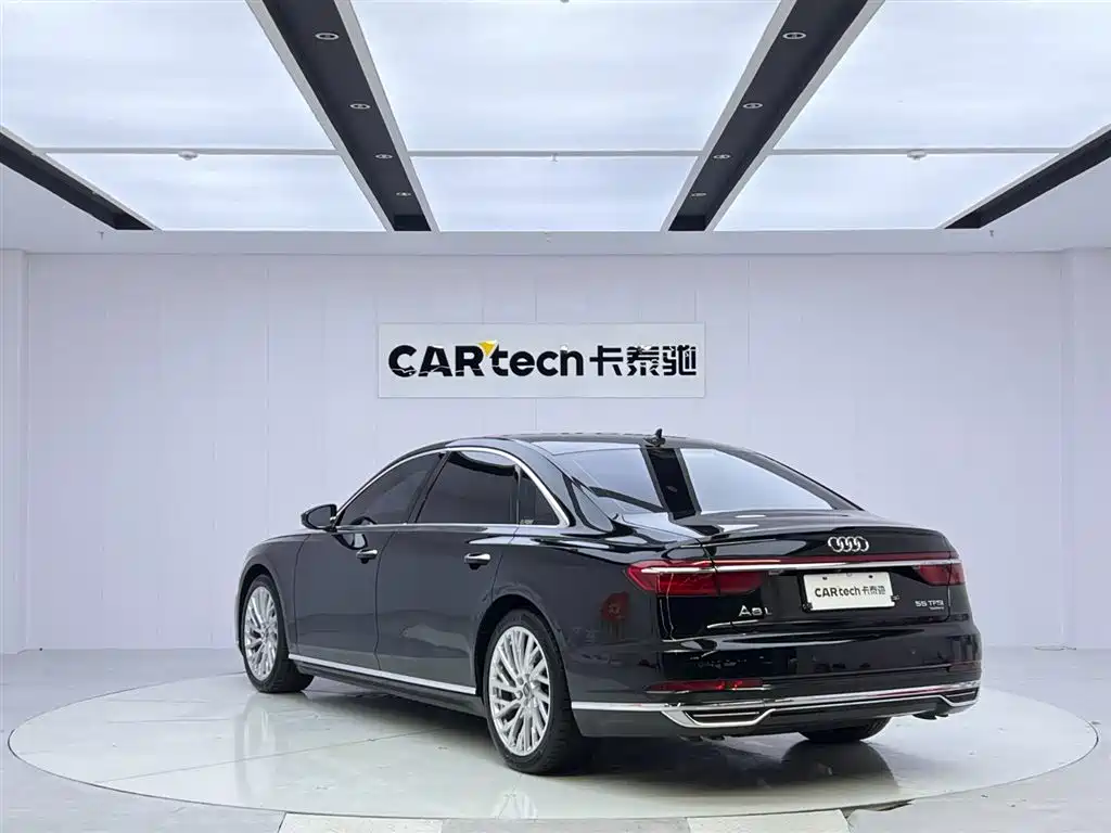 Audi A8 2018 A8L 55 TFSI quattro Launch Premium фото 3