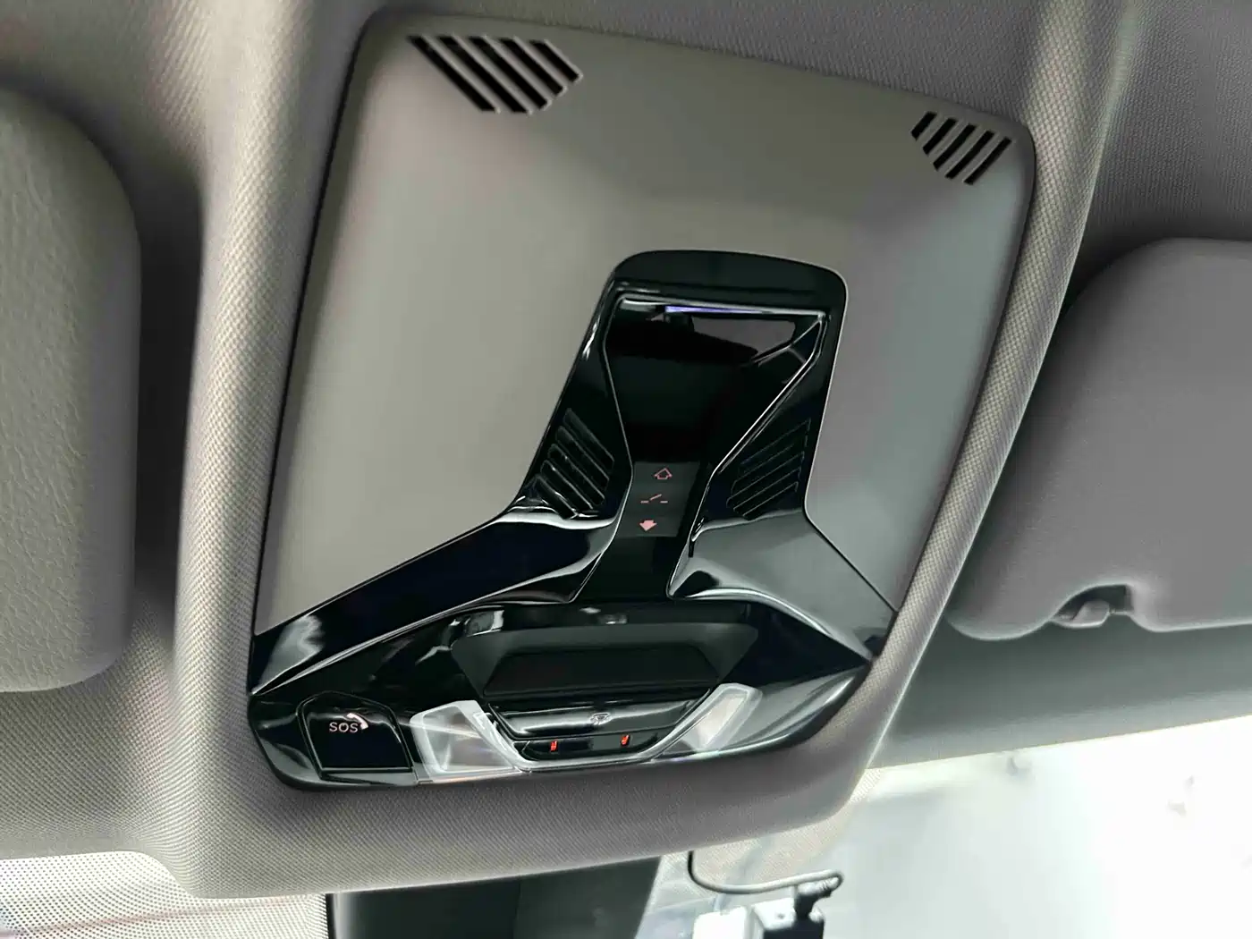 BMW 2 Series (Import) 2021 225i 4-Door Gran Coupe M Sport Package фото 8