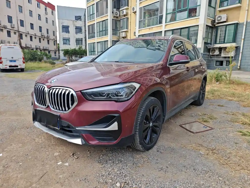 Photo 2 - BMW X1