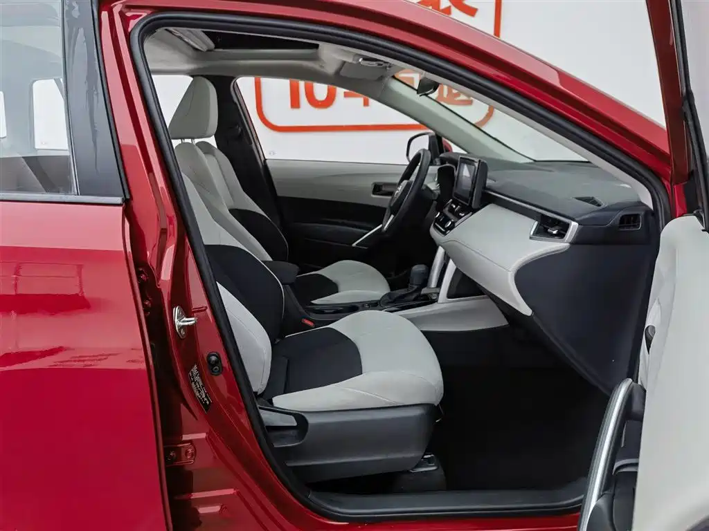 Toyota Frontlander 2022 2.0L CVT Leading Edition фото 23