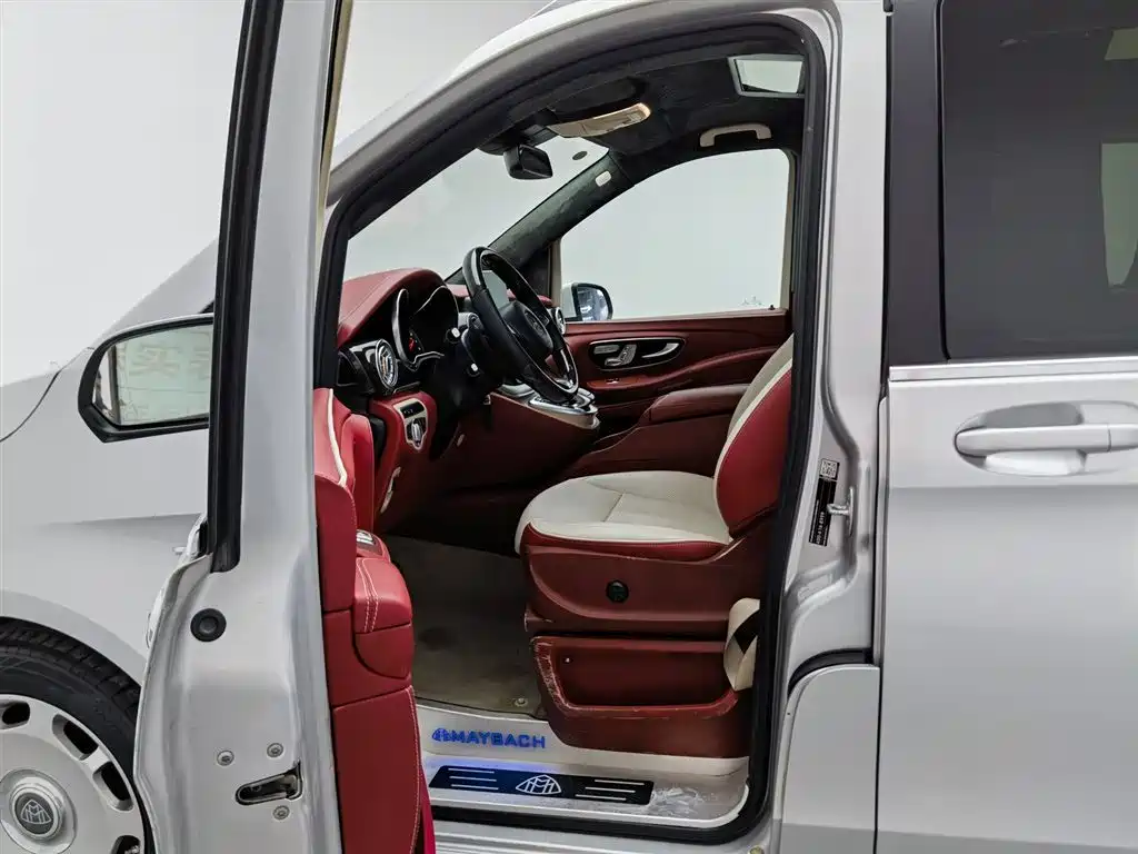 Mercedes-Benz V-Class 2016 V 260 L Premium Long фото 10