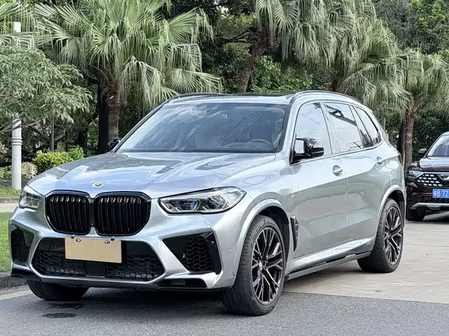 BMW X5 2023
