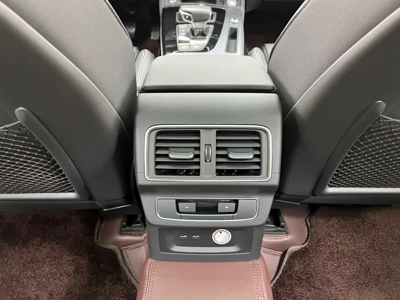 Audi Q5L 2023 40T Luxury Dynamic фото 10