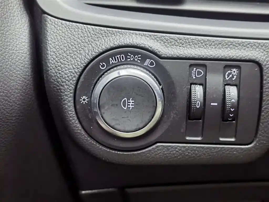 Buick Envision Plus 2021 532T FWD Elite Trim фото 21