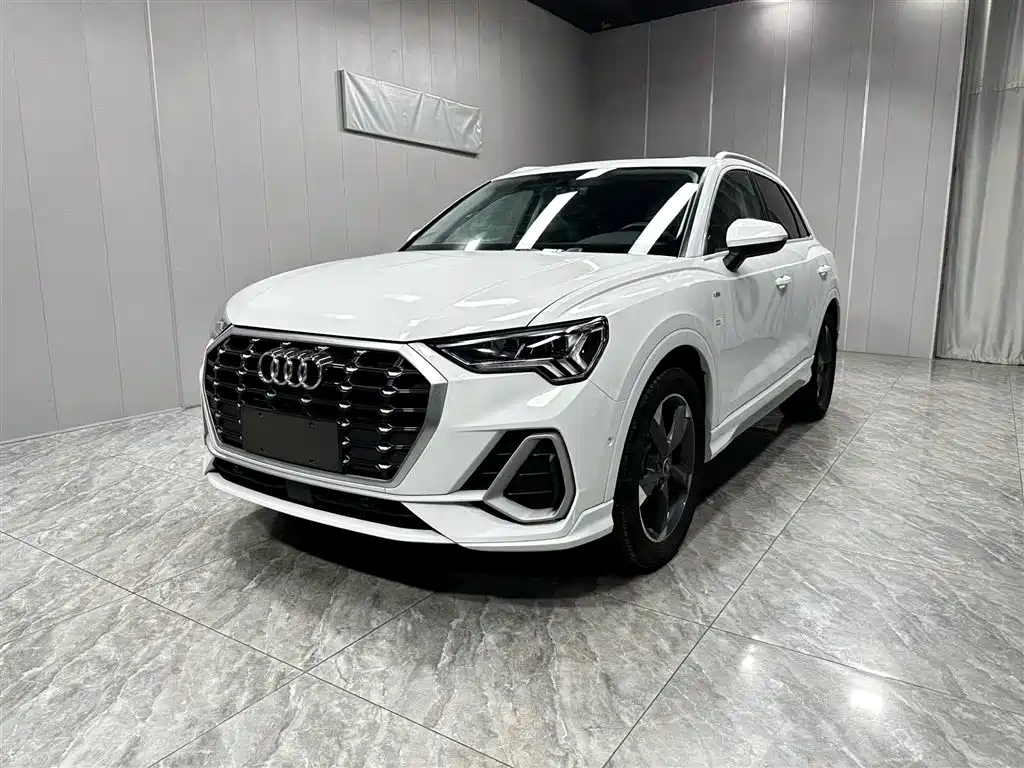 Audi Q3 2022 35 TFSI Fashion Dynamic