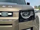 Photo 17 - Land Rover Defender